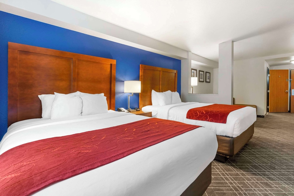 Suite, 2 Queen Beds, Non Smoking