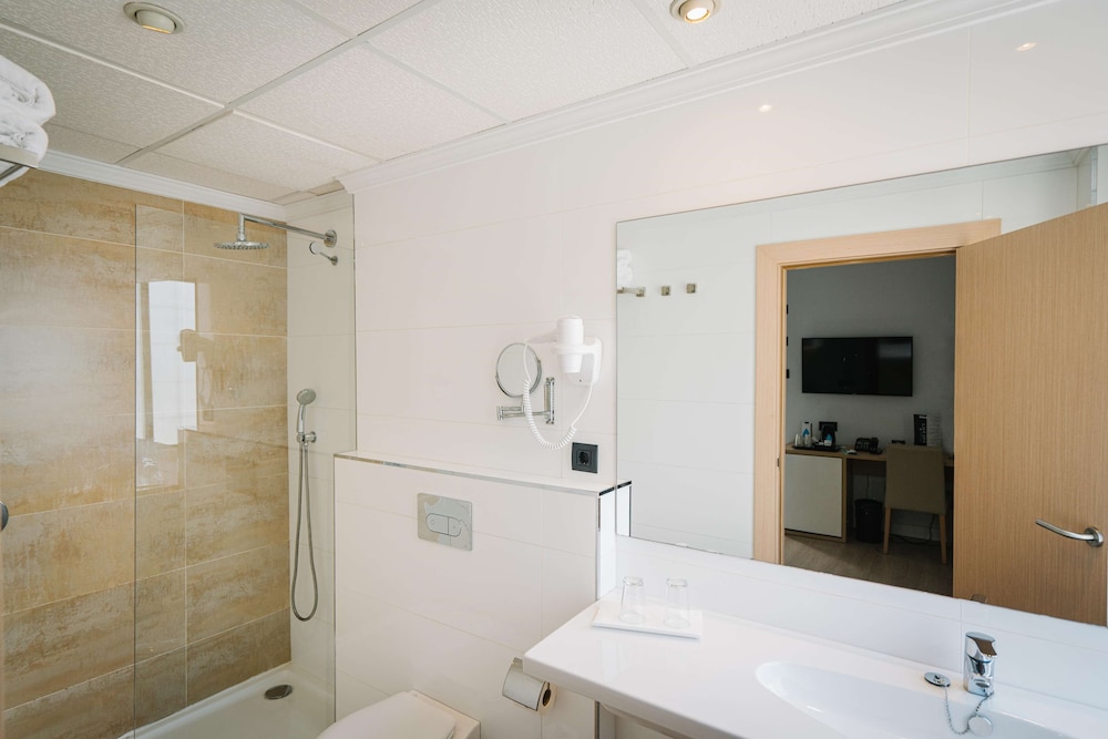 Double Room, Balcony, Sea View
