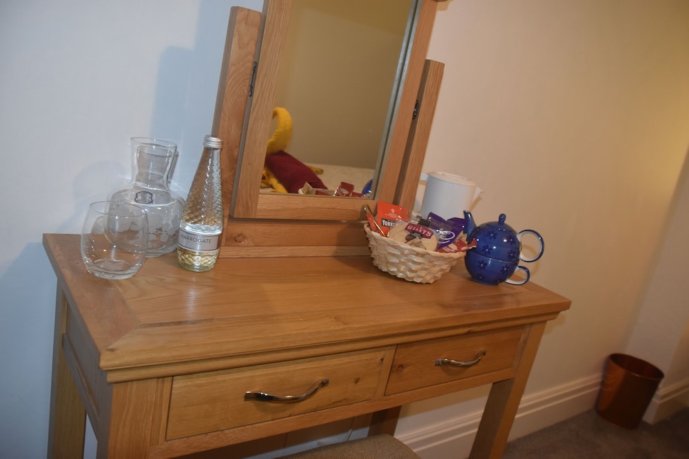 Superior Single Room, Ensuite photo 2