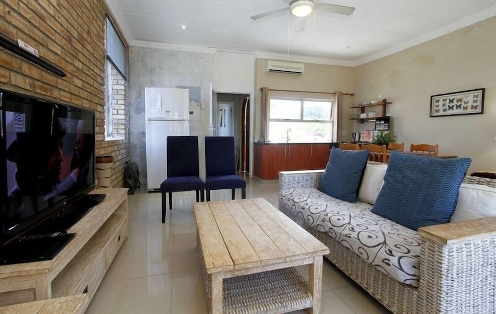 Family Suite (Penthouse) photo 2