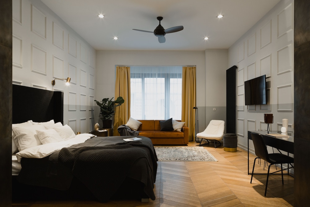 Comfy - Photo 1