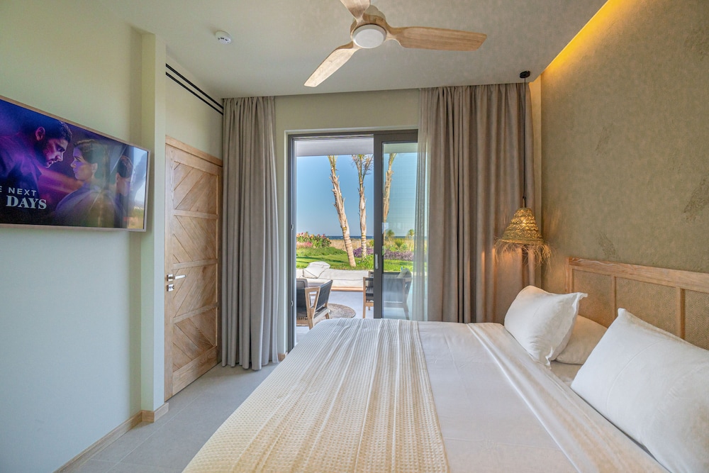 1 Bedroom villa with Tesla photo 3