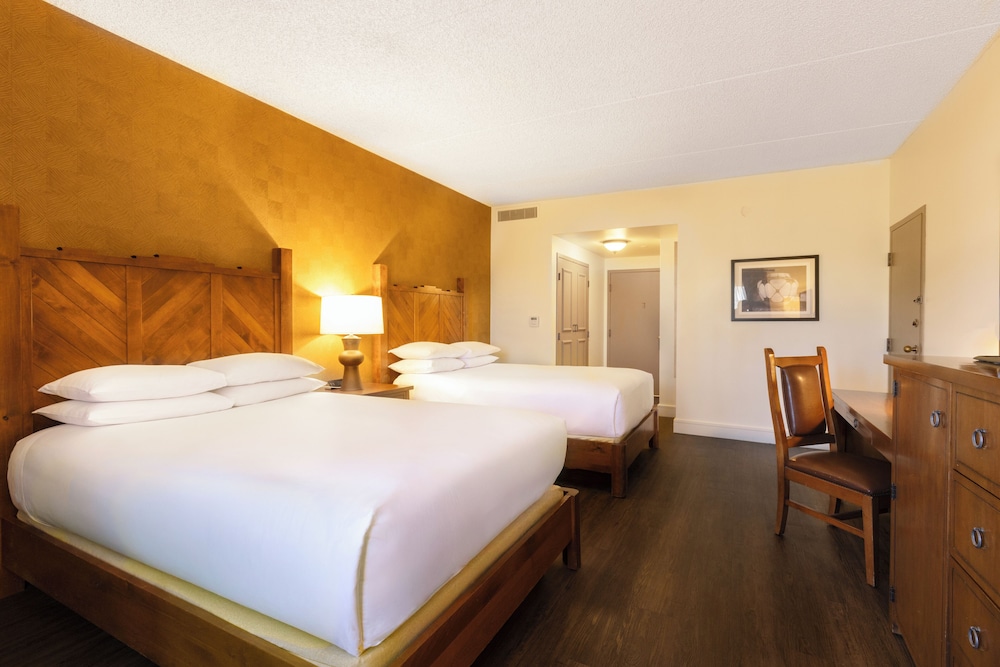 Deluxe Room, 2 Double Beds - Photo 2