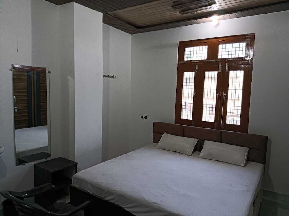 Economy Single Room, Balcony photo 2