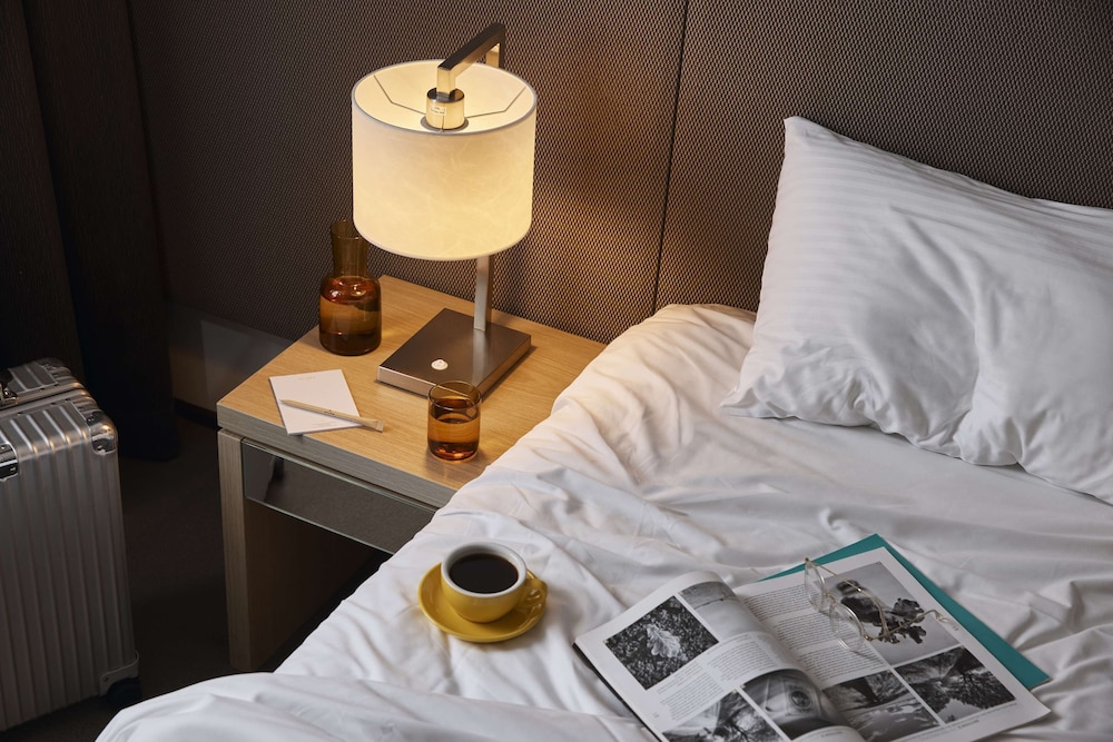 Deluxe Twin Room - Photo 2