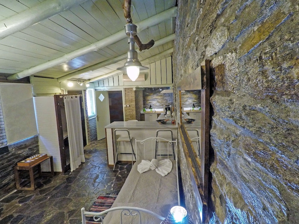 Family Apartment, Sea View (Kypri Stone)