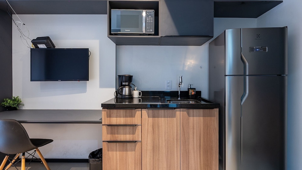 Apartment, 3 Bedrooms, Balcony, City View photo 2