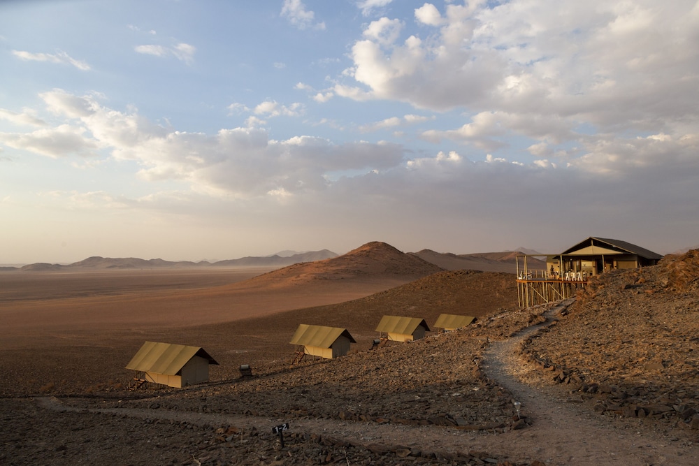Luxury Tent, 1 Bedroom, Terrace, Mountain View photo 3