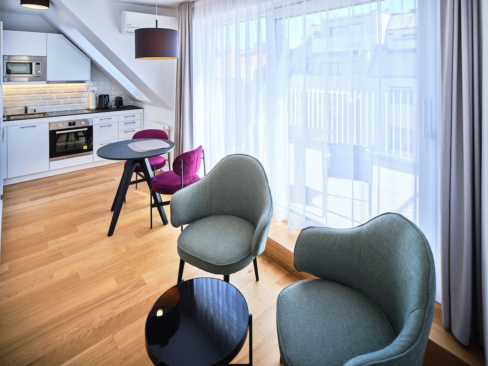 Premium Apartment