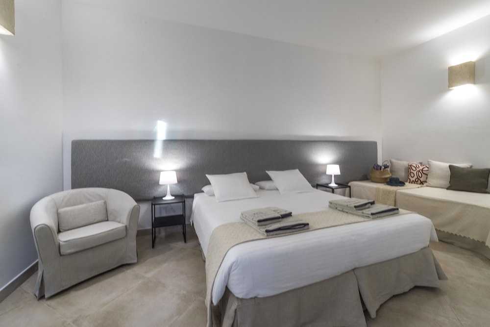Deluxe Twin Room, 3 Twin Beds photo 1