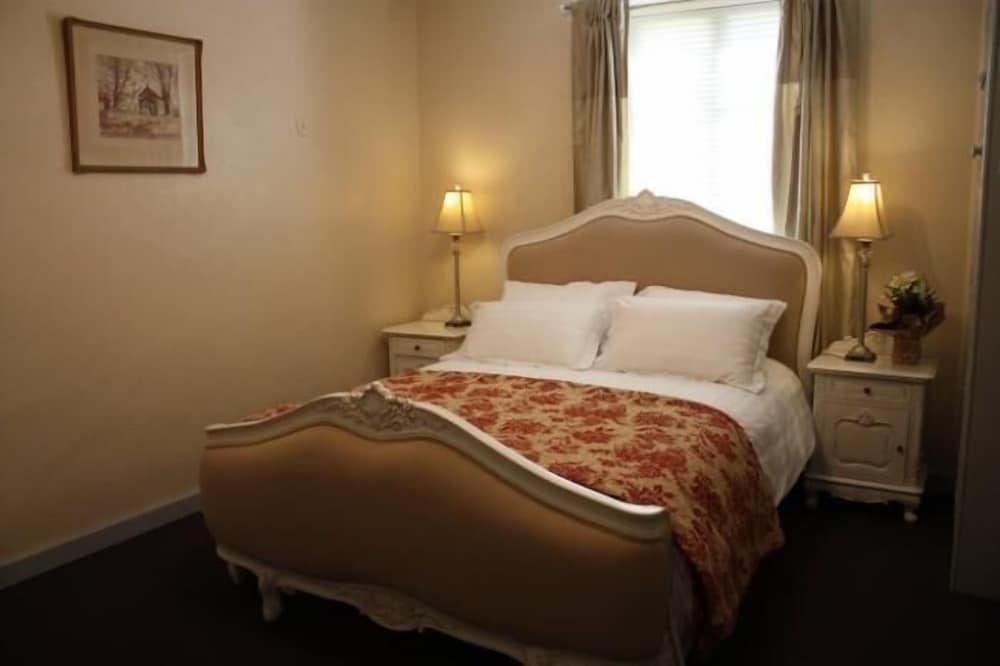 Standard Room, Non Smoking (Coachmans Quarters) photo 1