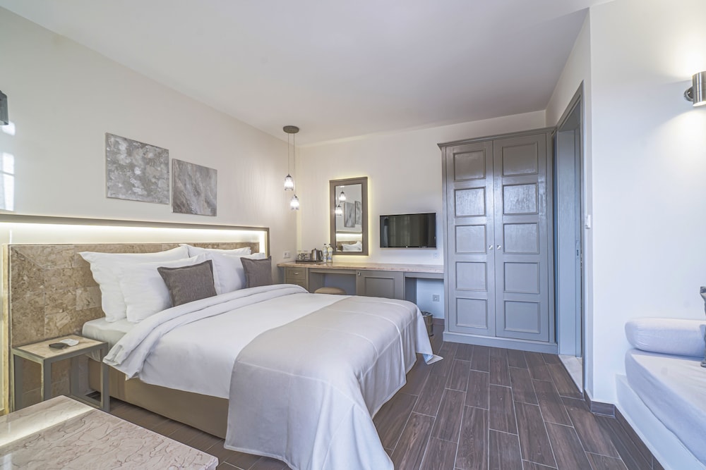 Superior Double or Twin Room, 1 Bedroom, Non Smoking - Photo 17
