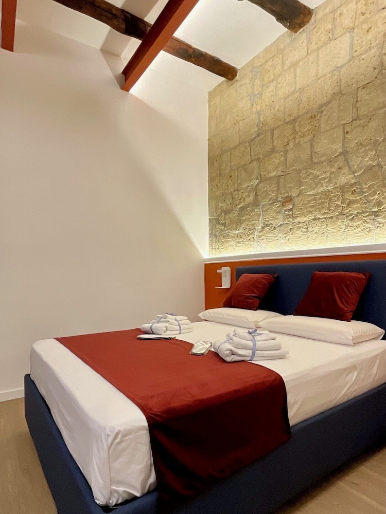 Deluxe Apartment, City View