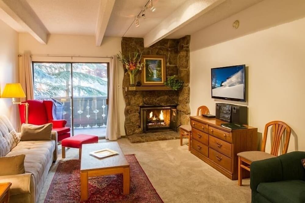 Condo, 3 Bedrooms