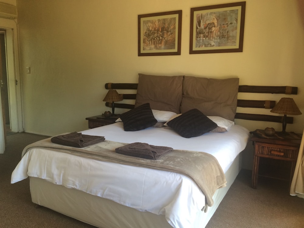 Classic Double Room, 1 Bedroom, Ground Floor photo 2