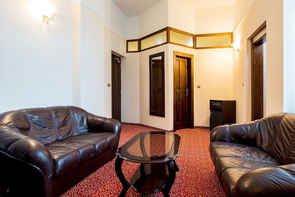 Deluxe Quadruple Room, 2 Bedrooms, Hill View, Mountainside photo 3