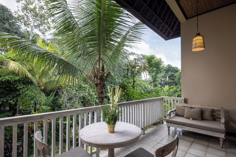Pramana Suite photo 3
