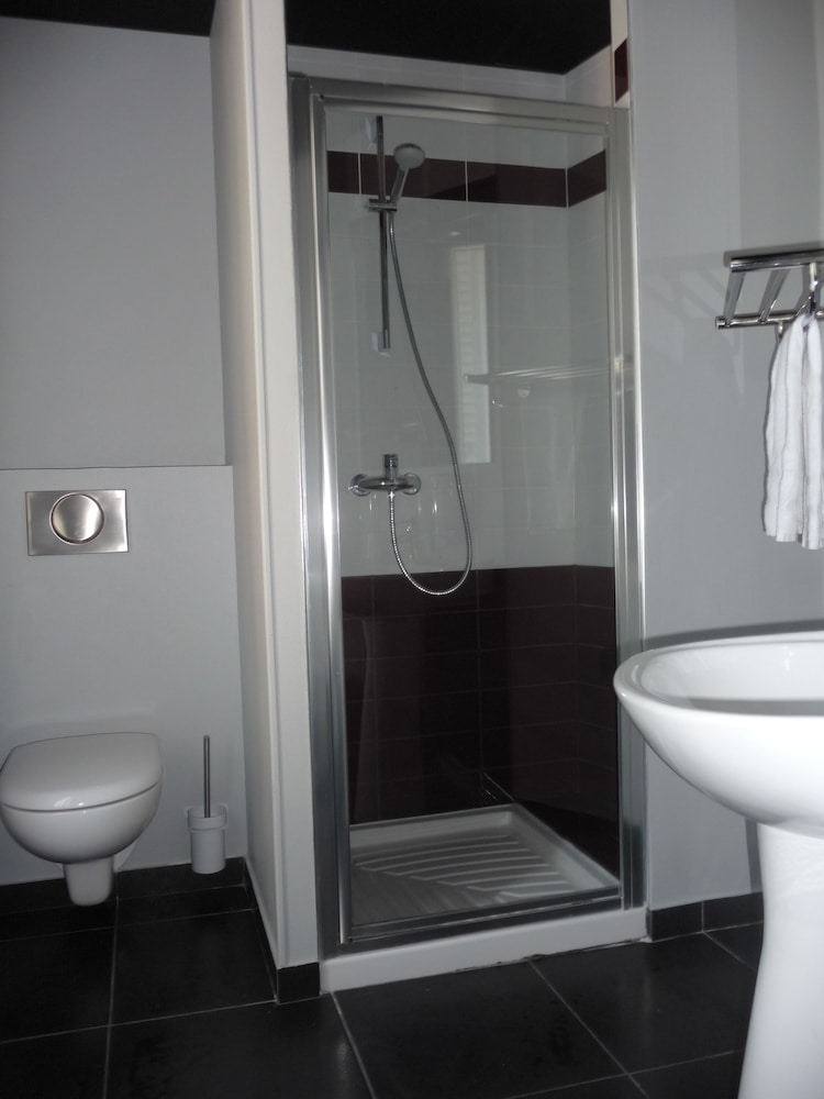 Triple Room,Private Bathroom (shared toilets) photo 3