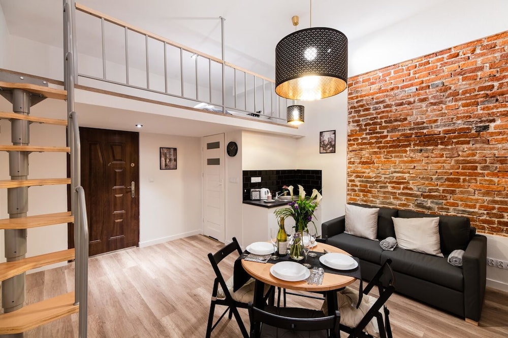 Apartment (D19)