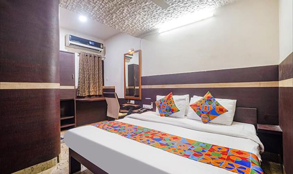 Executive Room - Photo 1