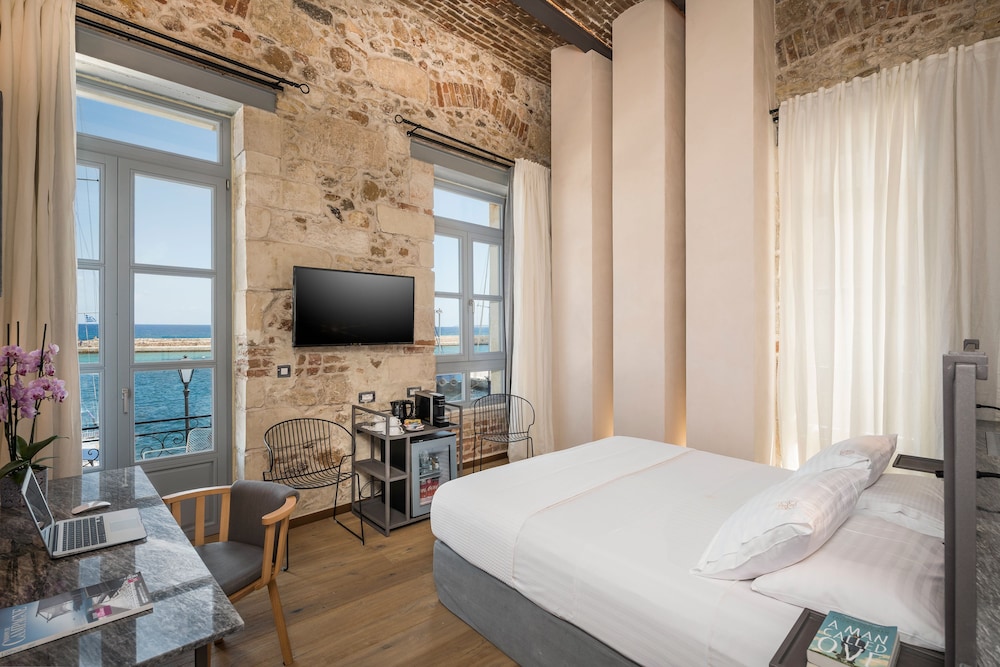 Deluxe Double Room, Jetted Tub, Sea View