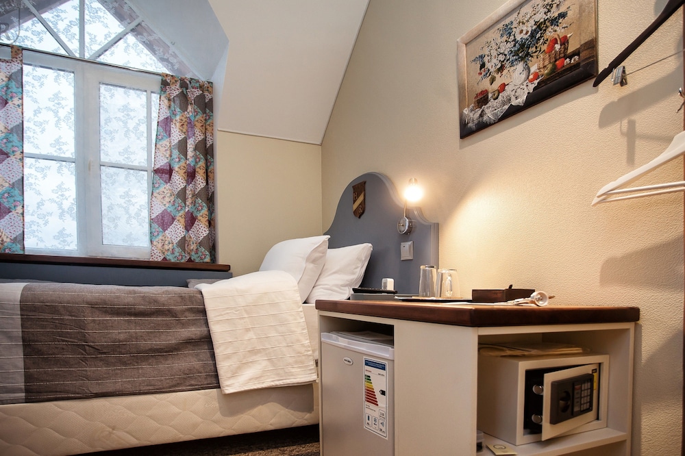 Standard Single Room photo 3