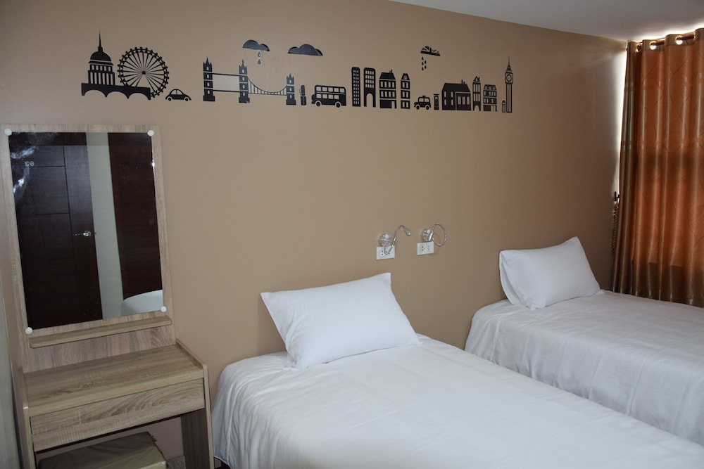 Family 2 Bedrooms photo 3