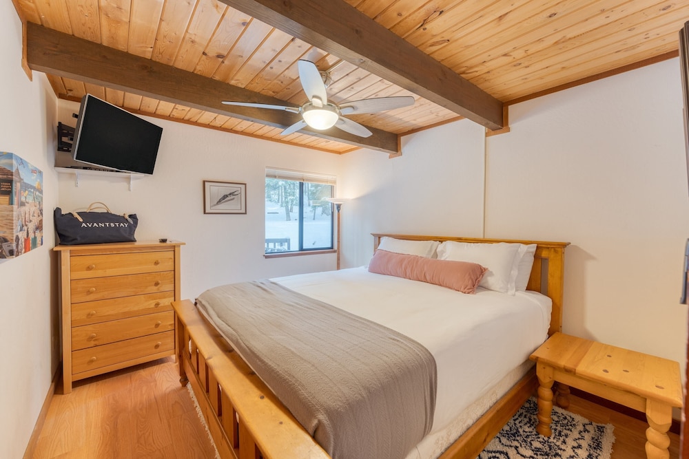 House (4 Bedrooms) photo 2