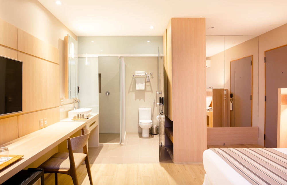 Executive Room, Balcony, City View
