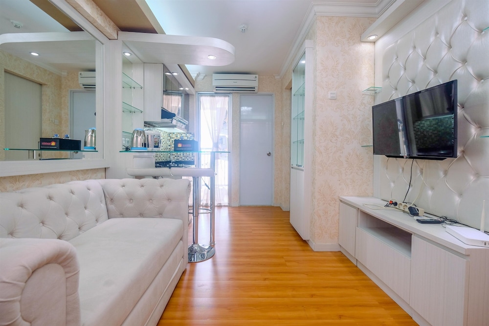Room - Photo 3