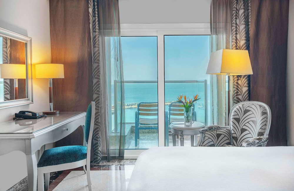 Room, 1 King Bed (Full Sea View) - Photo 2