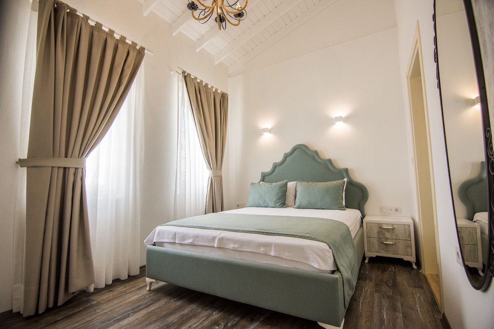 Deluxe Room, Non Smoking, City View