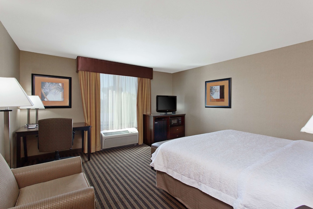 King bed photo 1