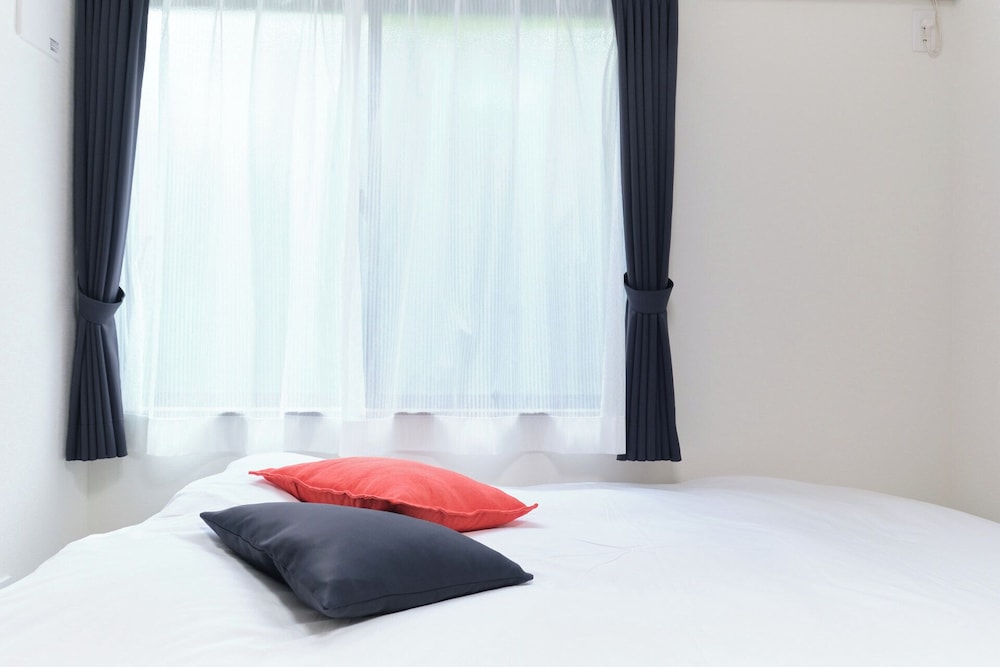 Apartment, Non Smoking (B-3) thumbnail 6