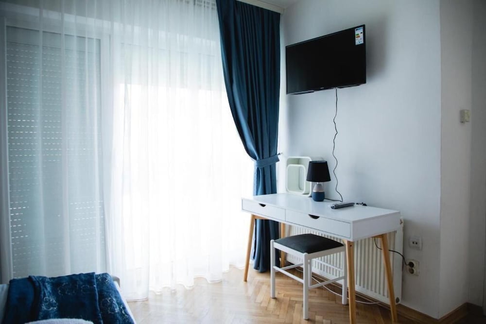 Classic Double Room - Photo 2