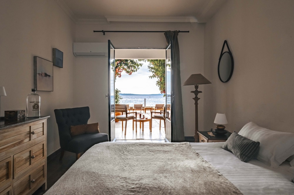 Deluxe Room, Terrace, Beachside