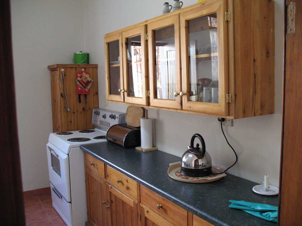 Comfort Cottage, 1 Bedroom (5C Bell Street) photo 3