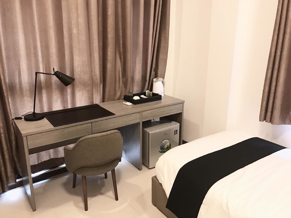 Deluxe Single Room photo 3