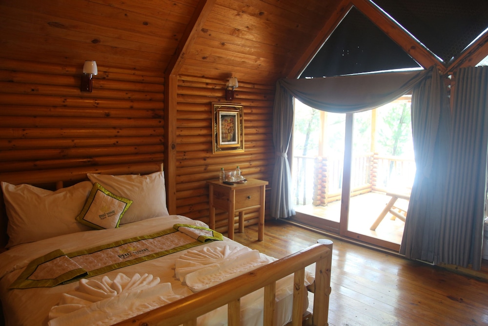 Deluxe Room - Photo 2