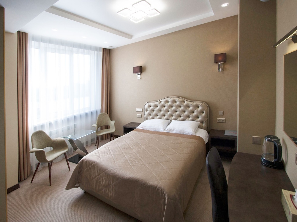Suite, 1 Double Bed, Sea View (2)