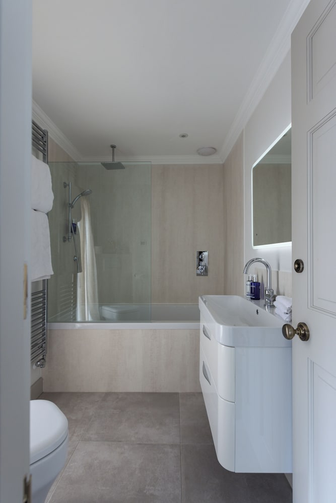 Classic Double or Twin Room - Photo 5