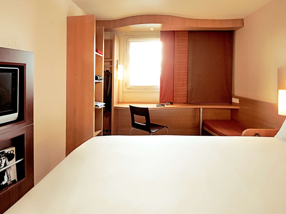 Standard Room, 1 Double Bed - Photo 3