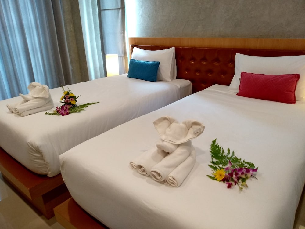 Deluxe Twin Room, 2 Twin Beds, Balcony, Mountain View photo 2