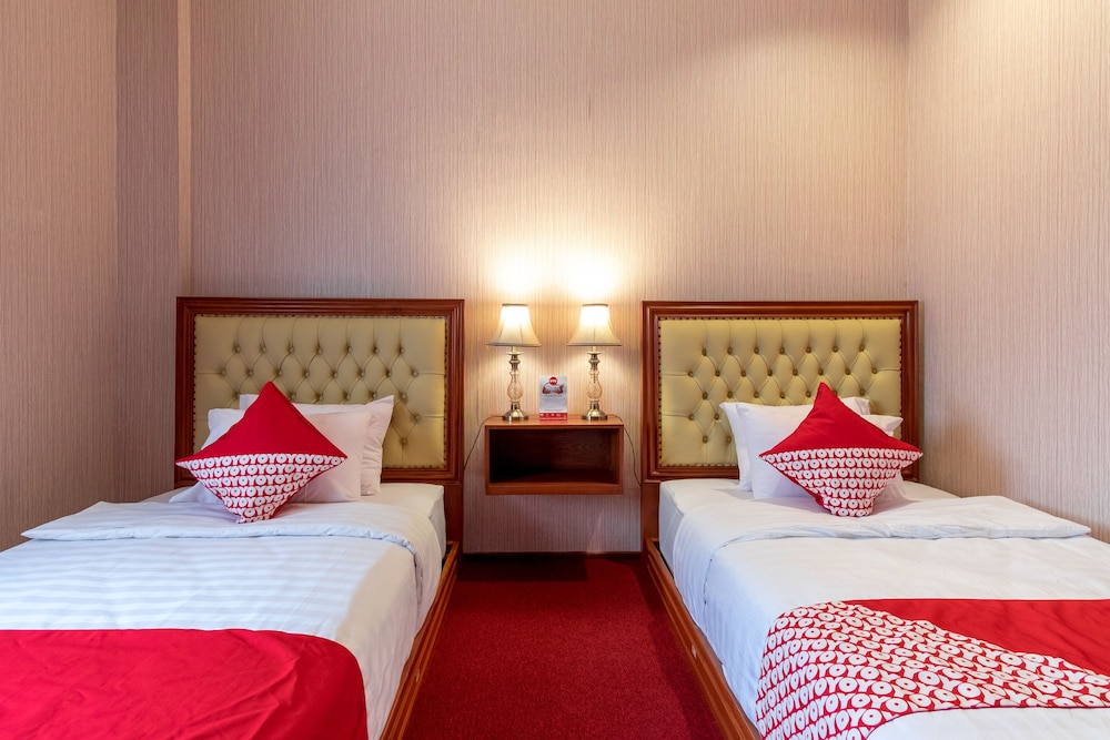 Deluxe Twin Room photo 2