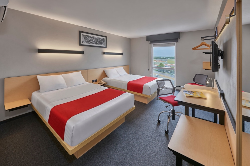 Room, 2 Double Beds photo 1