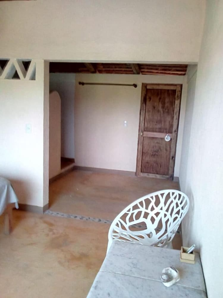 Basic Room (Luna 7) photo 3