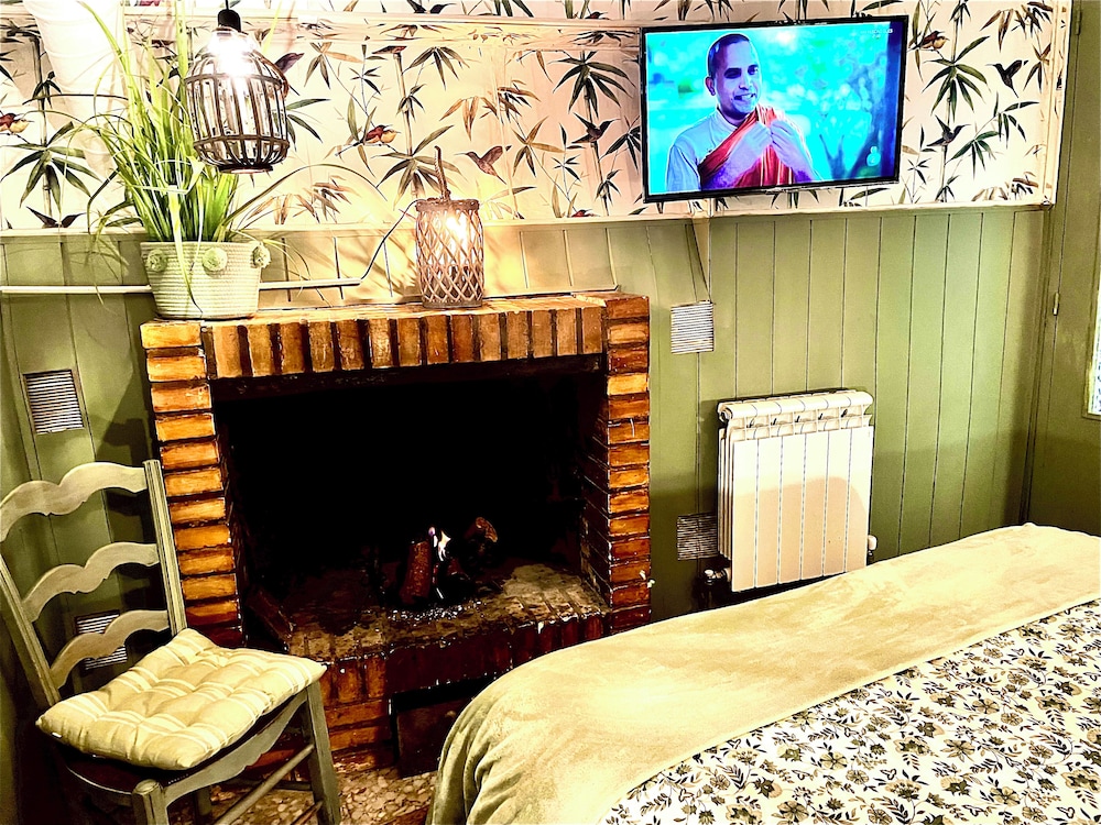 Basic Double Room photo 2