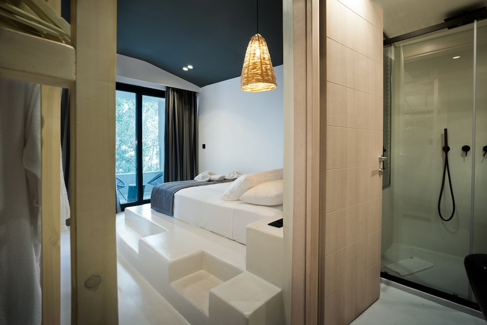 Executive Room with Landscape View - Photo 8