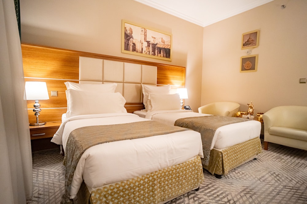 Standard Double or Twin Room - Photo 4
