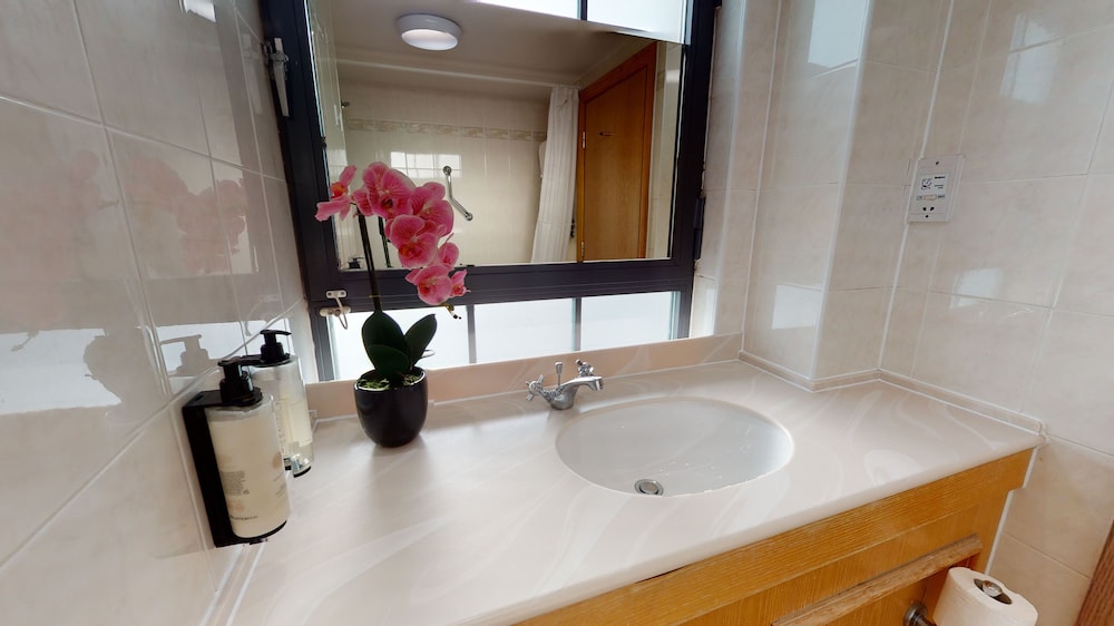Superior Room, 1 Double Bed, Non Smoking - Photo 11